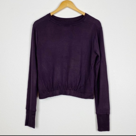 Athleta Twist Front Coaster Cropped Sweatshirt ?. - Picture 4 of 16